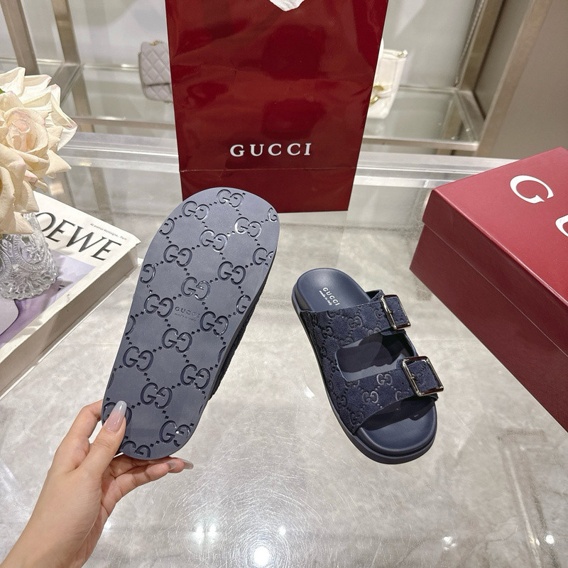 GUC LEATHER SLIDE