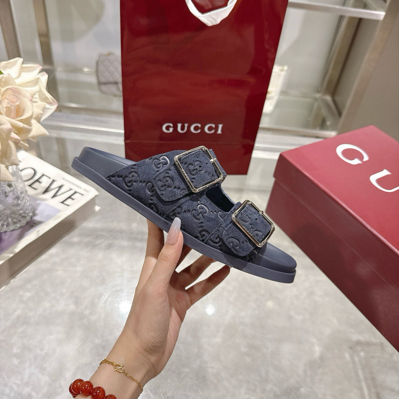 GUC LEATHER SLIDE