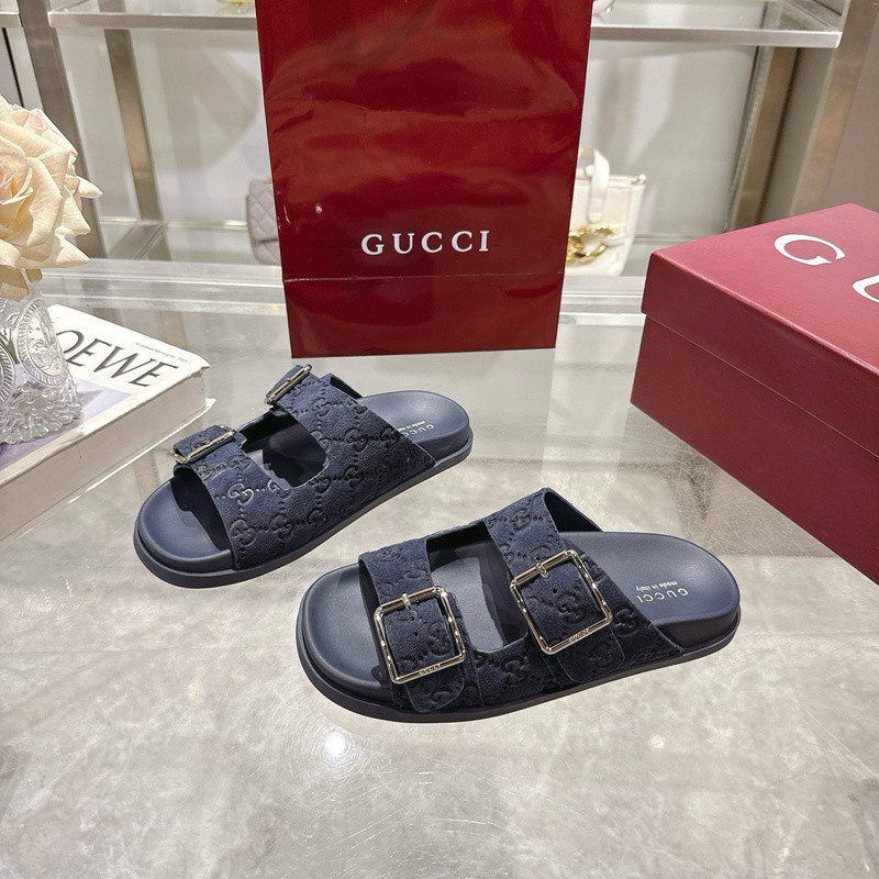 GUC LEATHER SLIDE