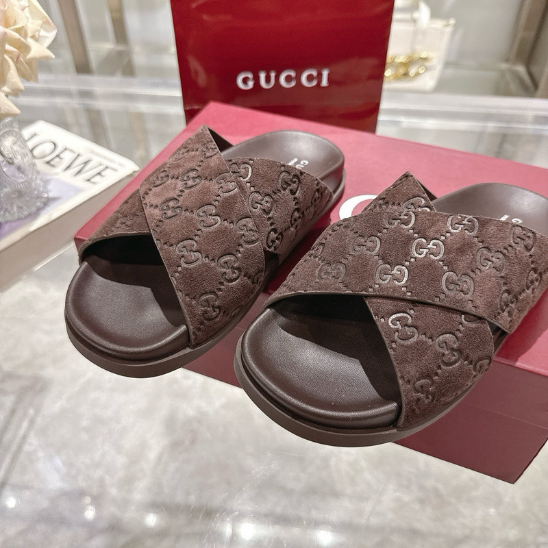 GUC LEATHER SLIDE