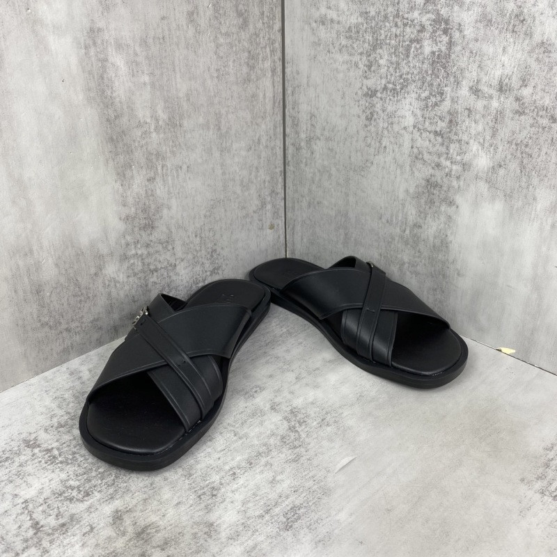 GUC LEATHER SLIDE
