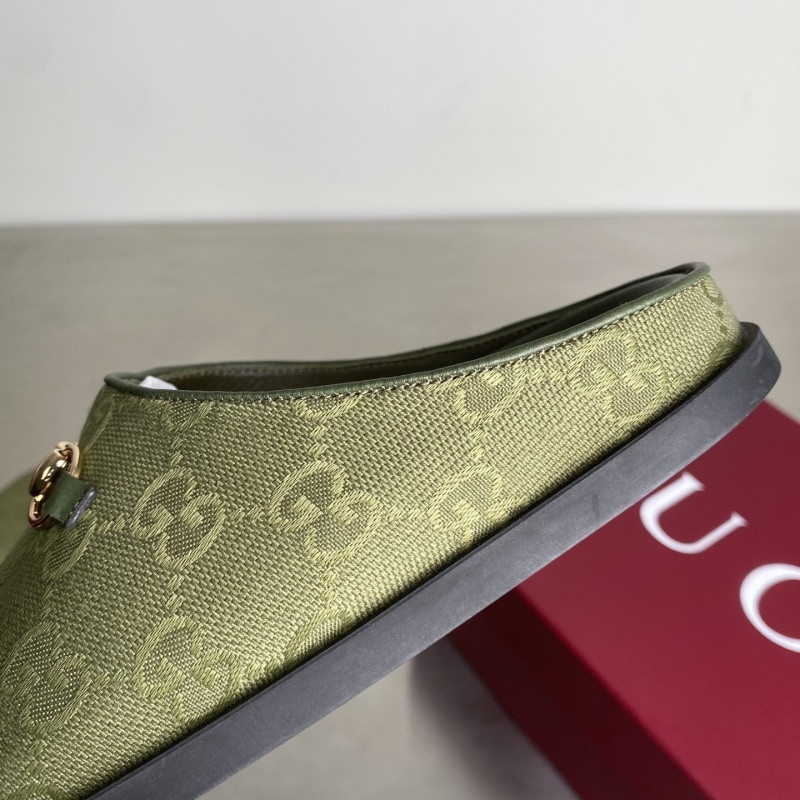 GUC LEATHER SLIDE