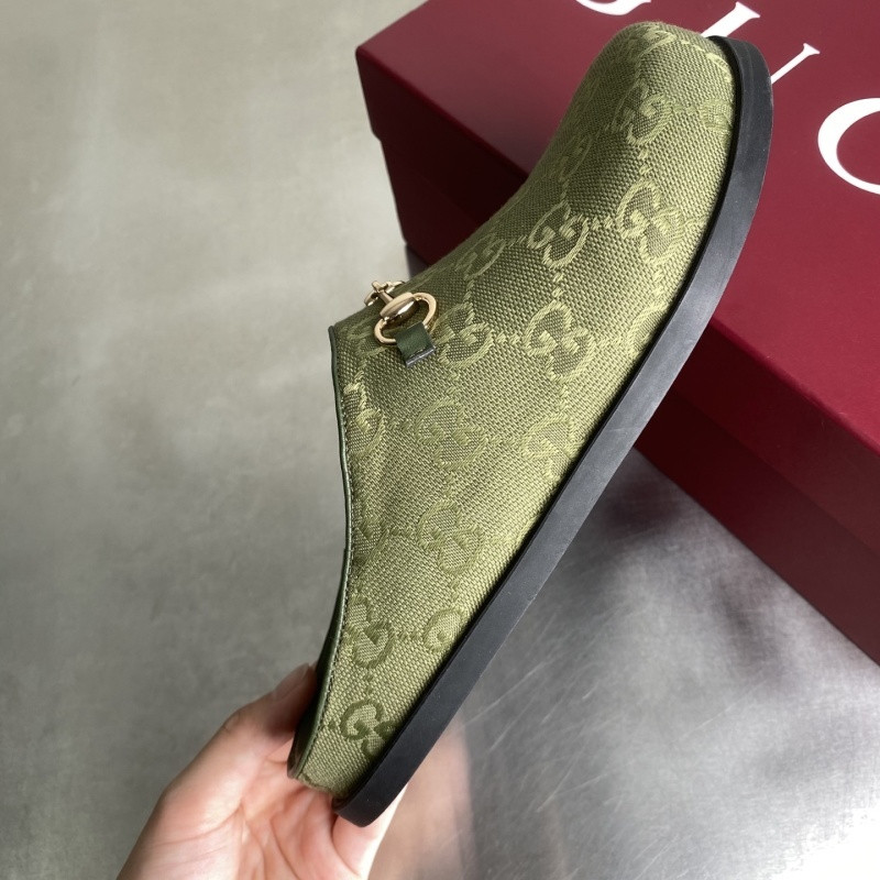 GUC LEATHER SLIDE