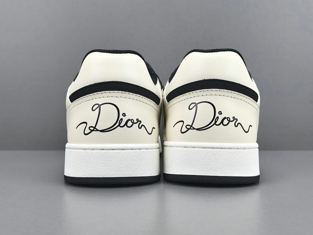 D10r SNEAKERS