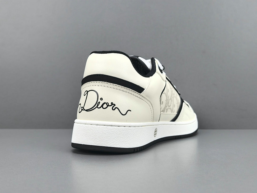 D10r SNEAKERS