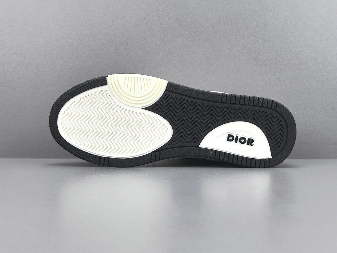 D10r SNEAKERS