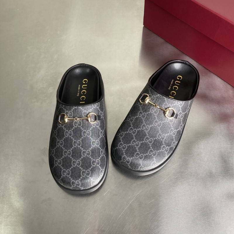 GUC LEATHER SLIDE