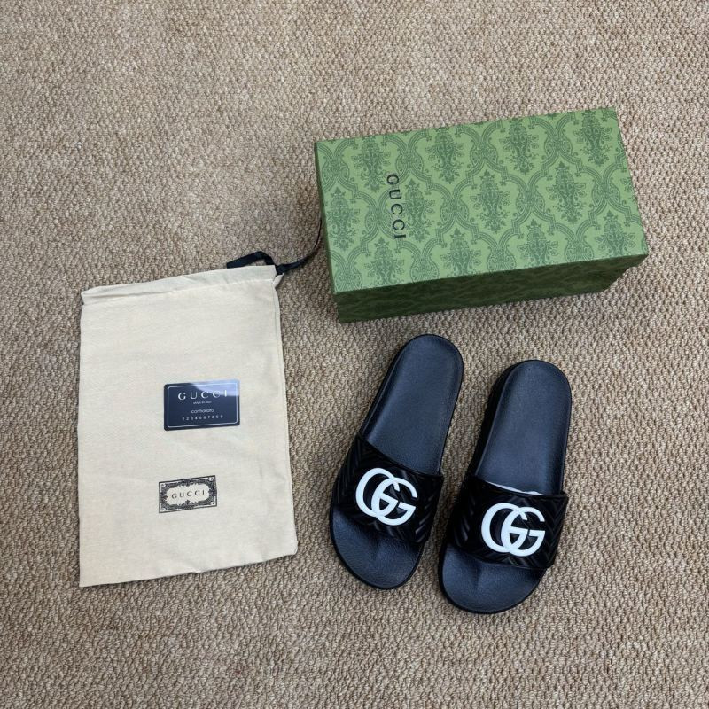 GUC LEATHER SLIDE