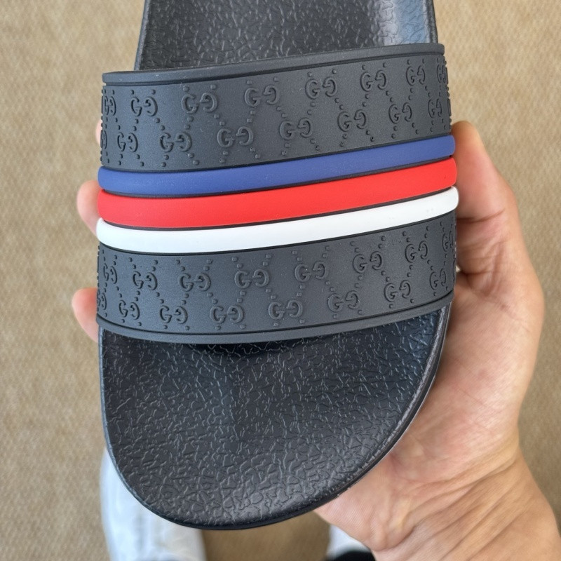 GUC LEATHER SLIDE