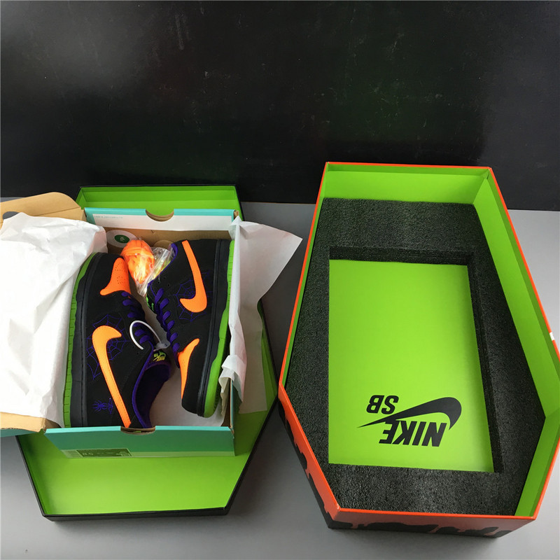 Nike SB Dunk Low Night of Mischief Halloween BQ6817 006( Normal shoe box)