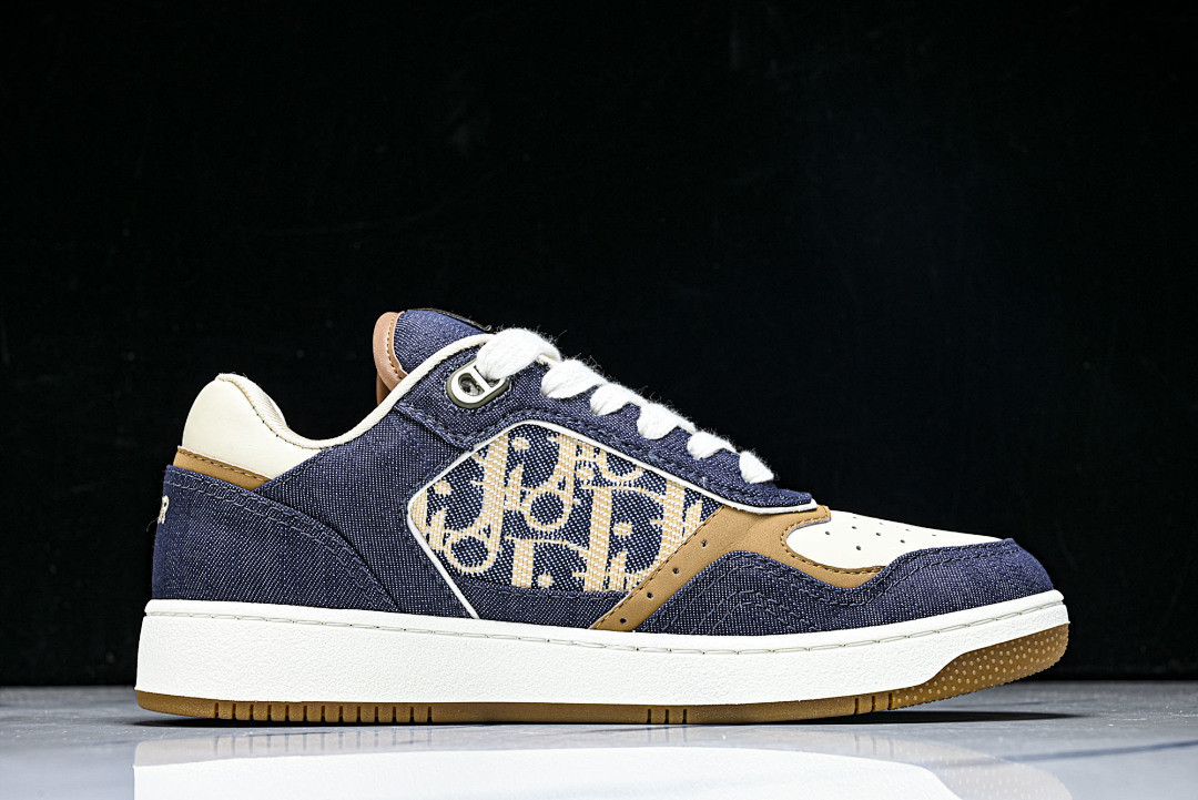 D10r SNEAKERS