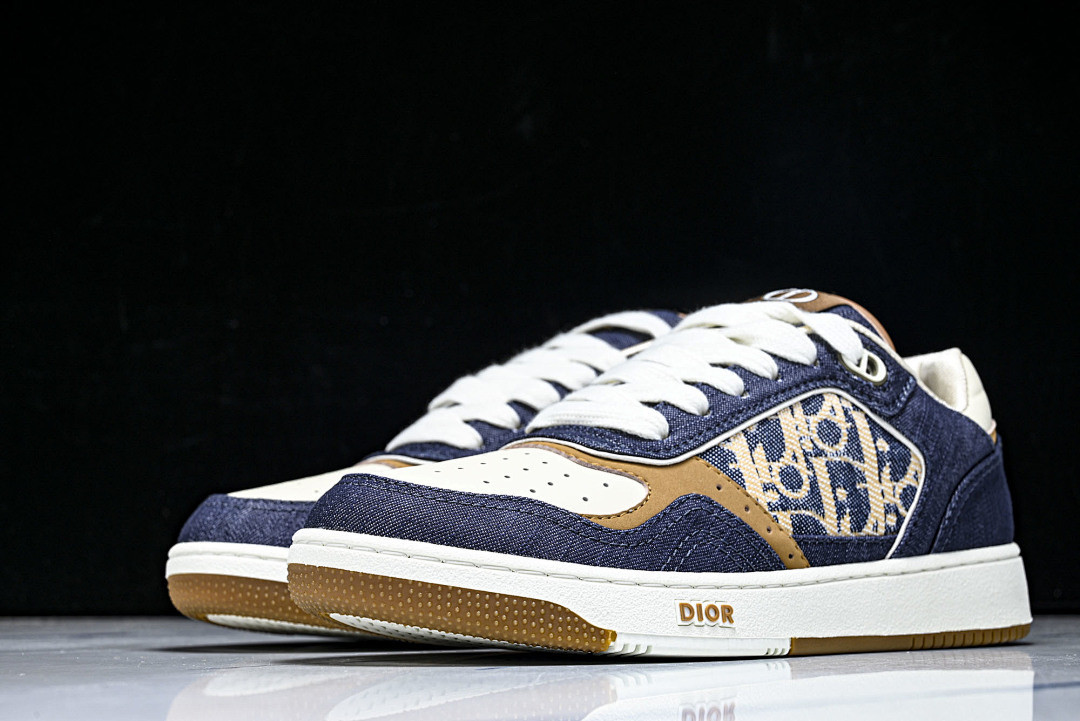 D10r SNEAKERS