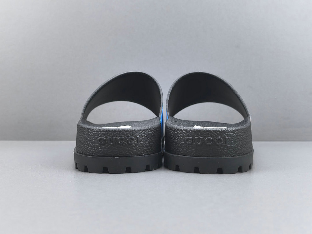 GUC LEATHER SLIDE