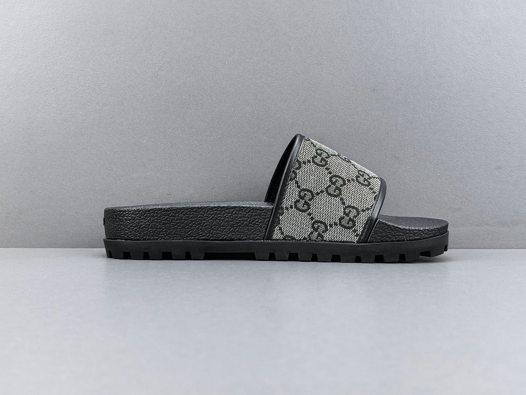 GUC LEATHER SLIDE