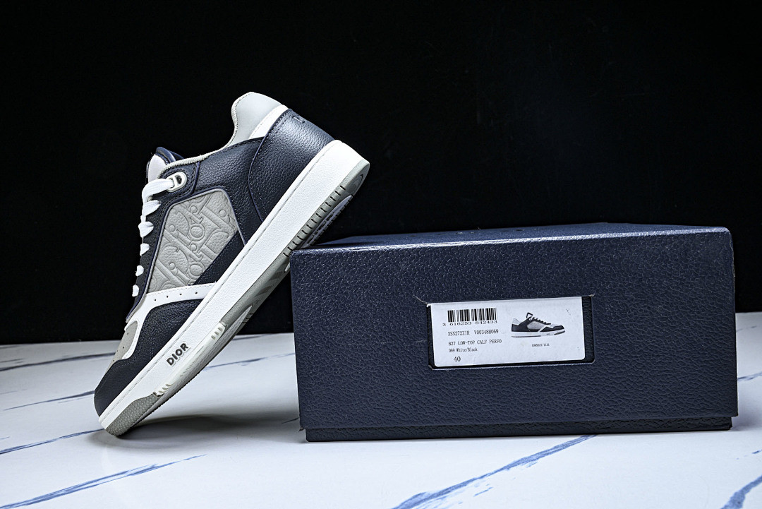 D10r SNEAKERS
