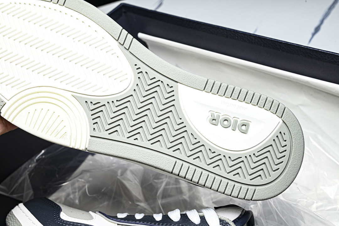 D10r SNEAKERS