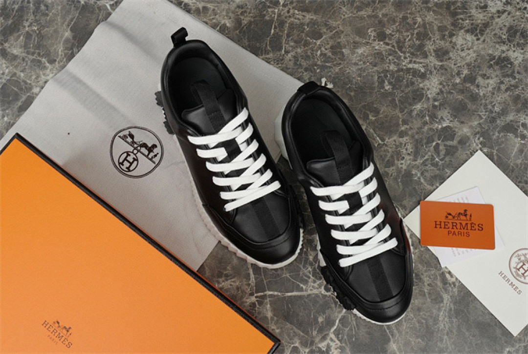 H*ER*MES SNEAKER