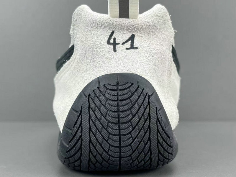 Ba1en*iaga & puma speedcat