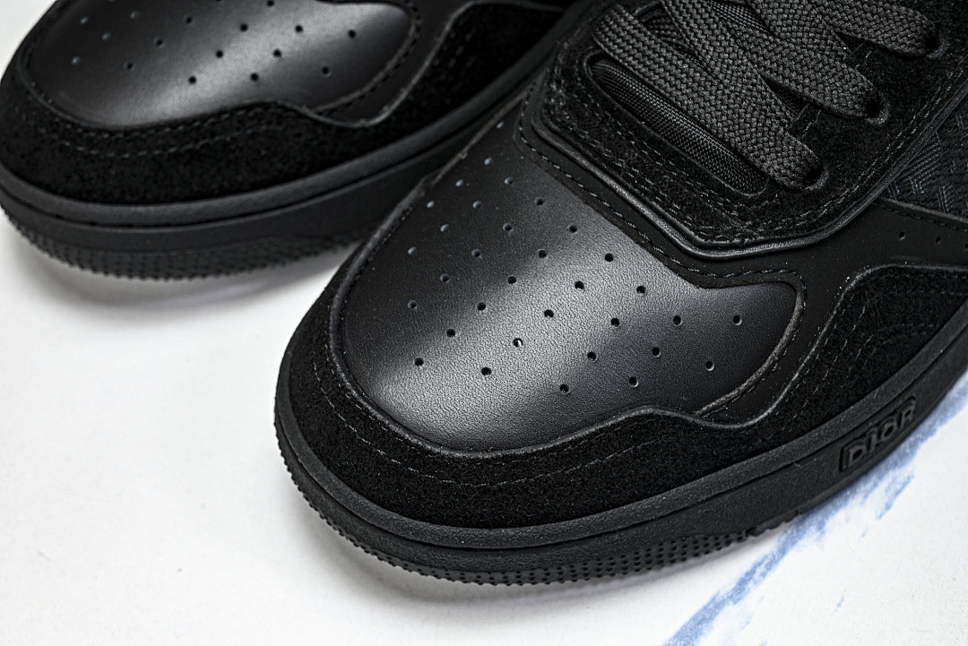 D10r SNEAKERS