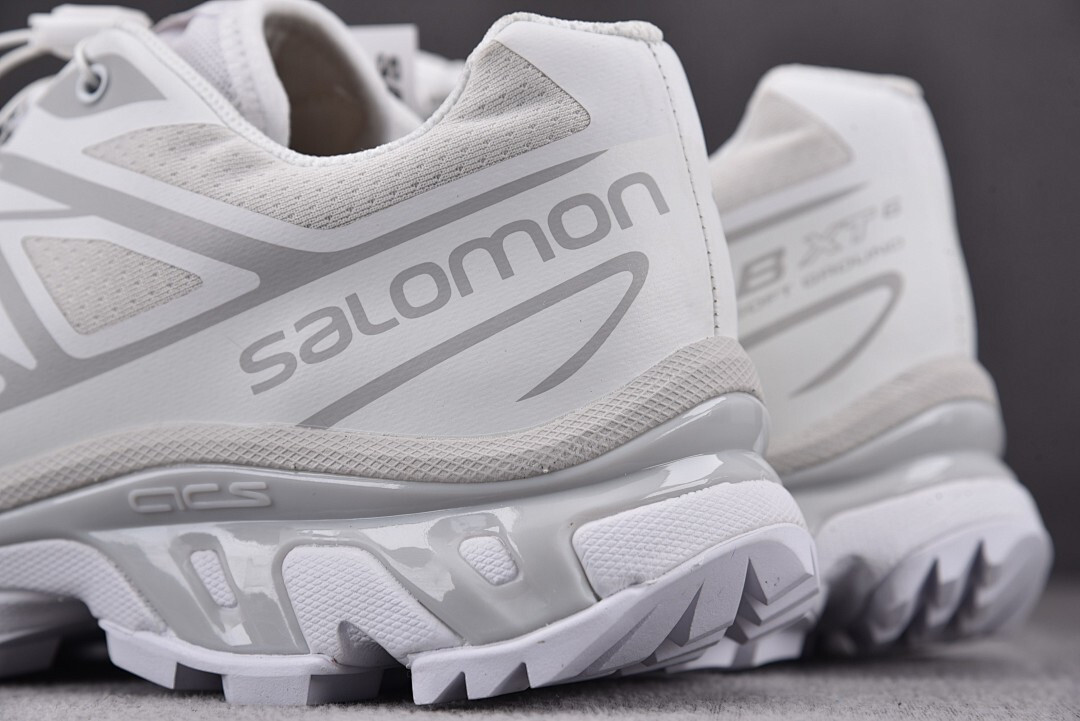 SALOMON XT-6 