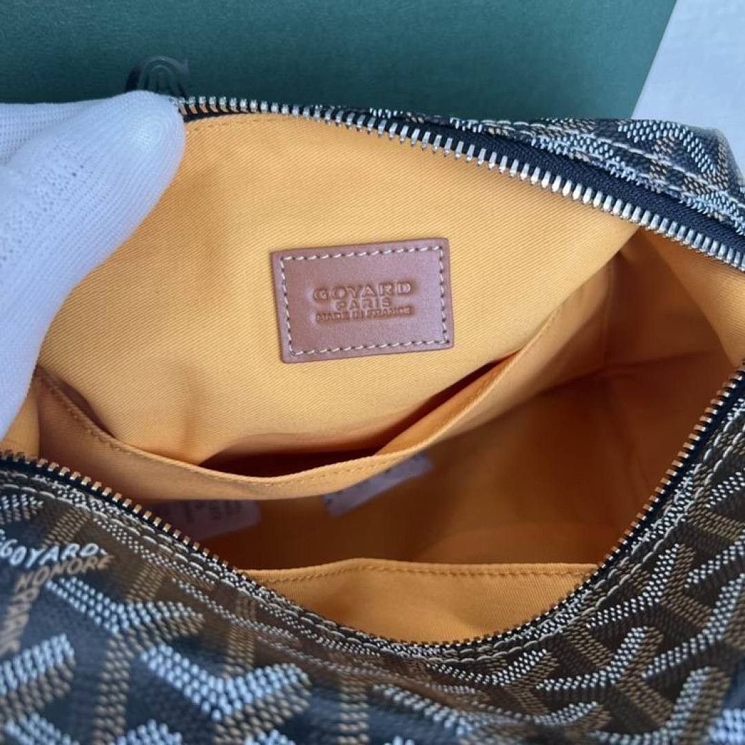 G09ard Boeing 25 Toilet Bag
