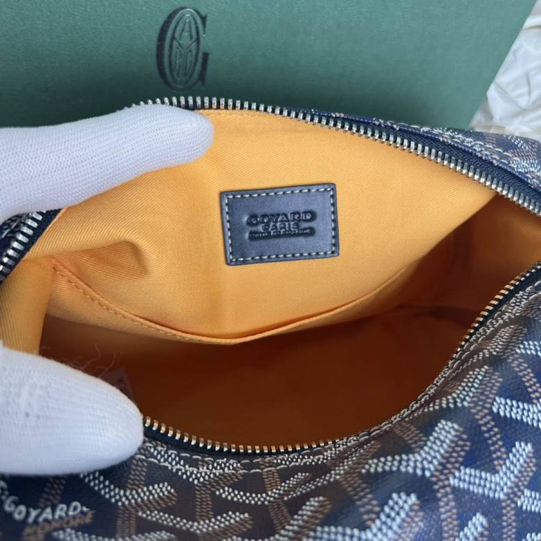 G09ard Boeing 25 Toilet Bag