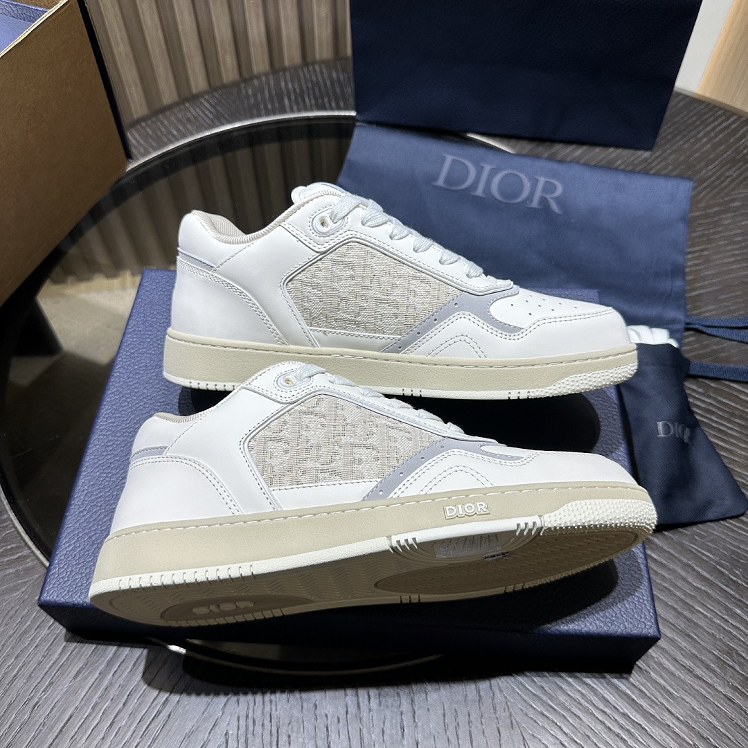D10r SNEAKERS