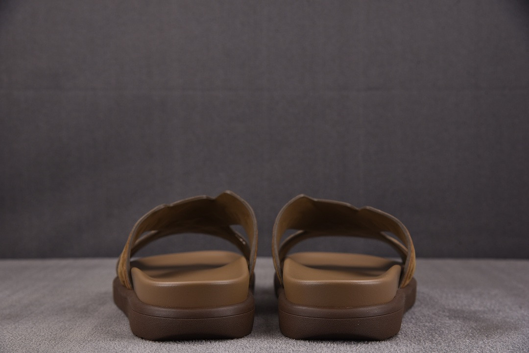 LOU1_TON SLIPPERS
