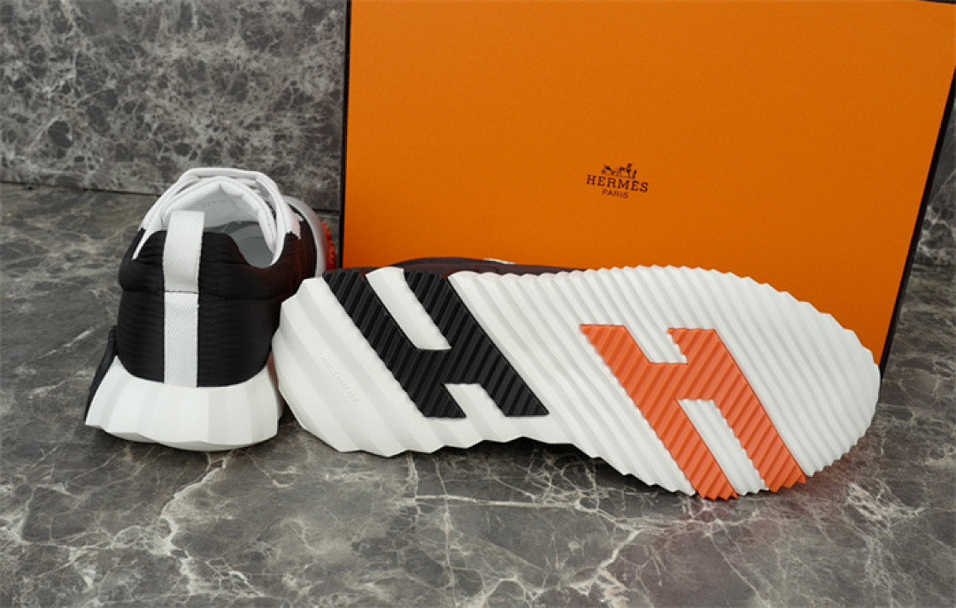 H*ER*MES SNEAKER