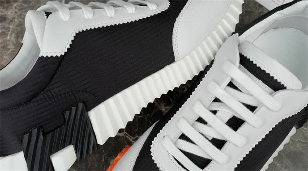 H*ER*MES SNEAKER