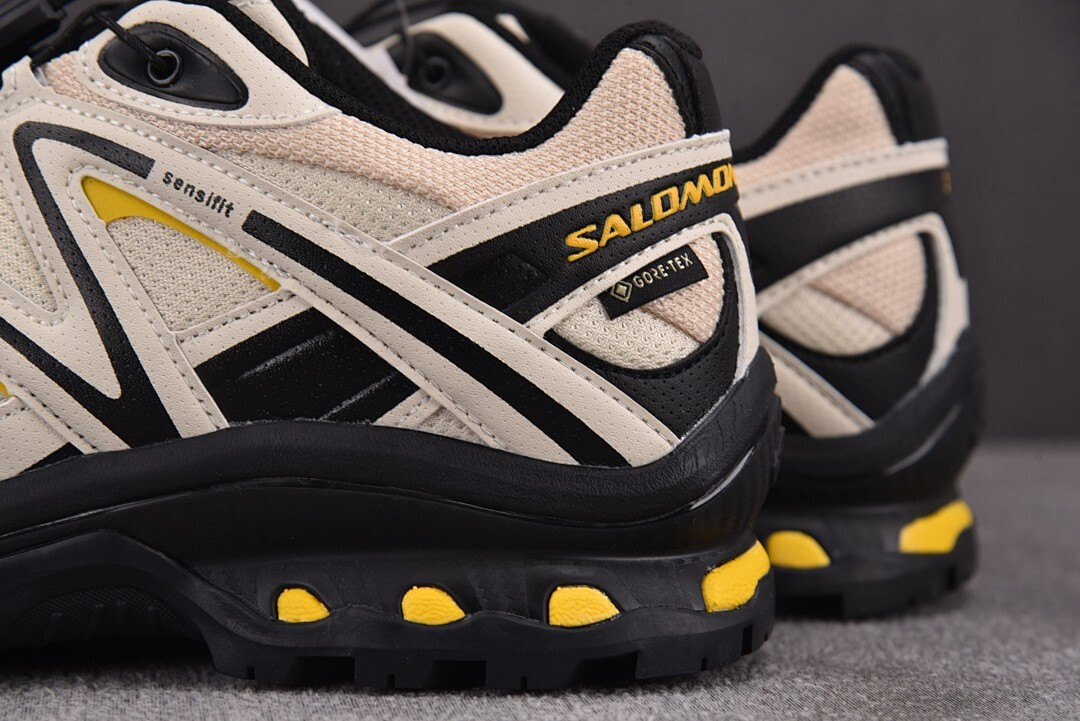 XT-QUEST GORE-TEX Orange | Salomon 477810