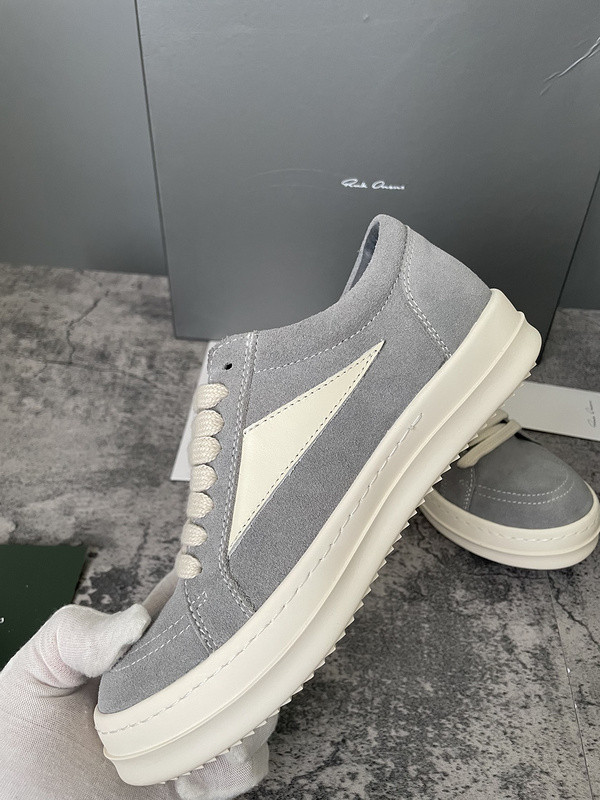 RICK 0WENS SNEAKERS