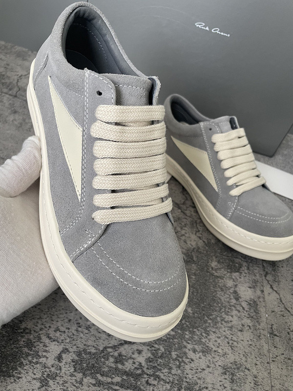 RICK 0WENS SNEAKERS