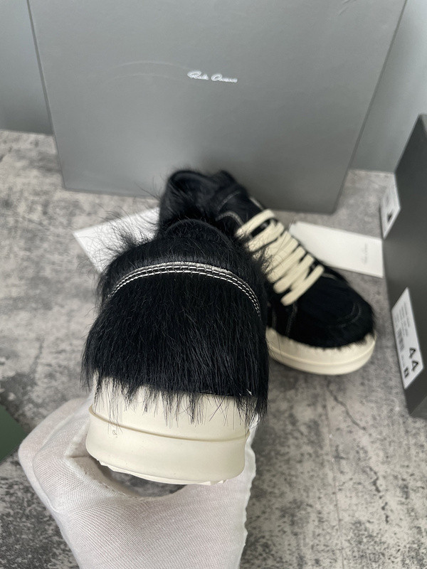 RICK 0WENS SNEAKERS