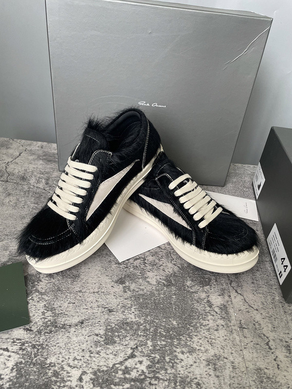 RICK 0WENS SNEAKERS
