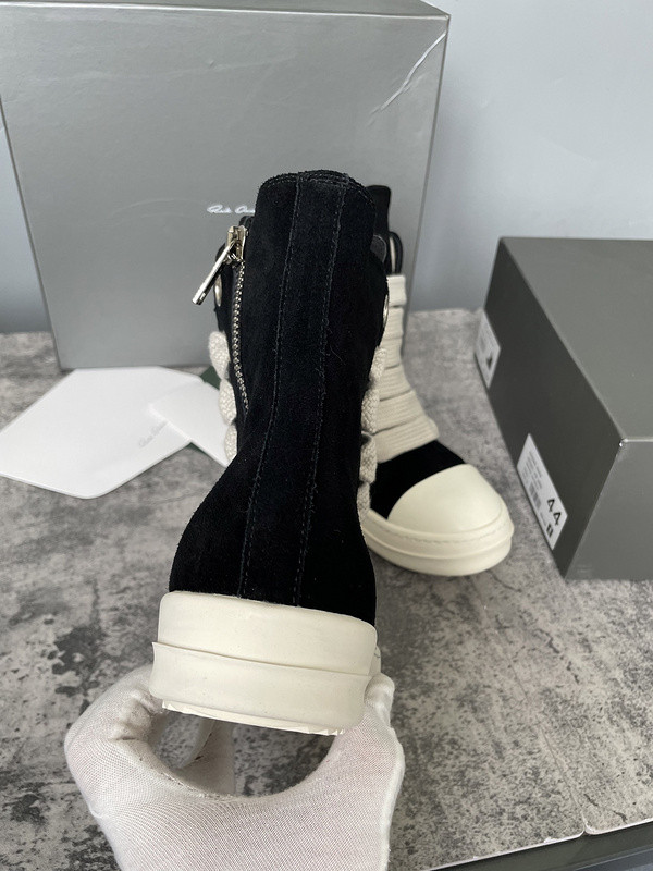 RICK 0WENS SNEAKERS (SUEDE)
