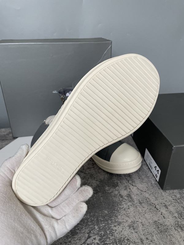 RICK 0WENS SNEAKERS