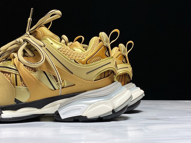 Ba*len*cia*ga tess s. gomma trek low top sneakers (gold) 542023 w2cd1 8000