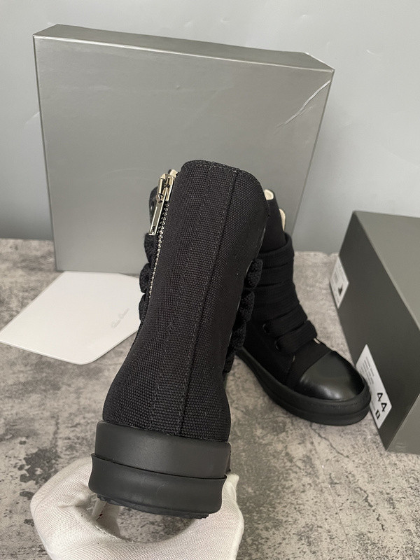 RICK 0WENS SNEAKERS