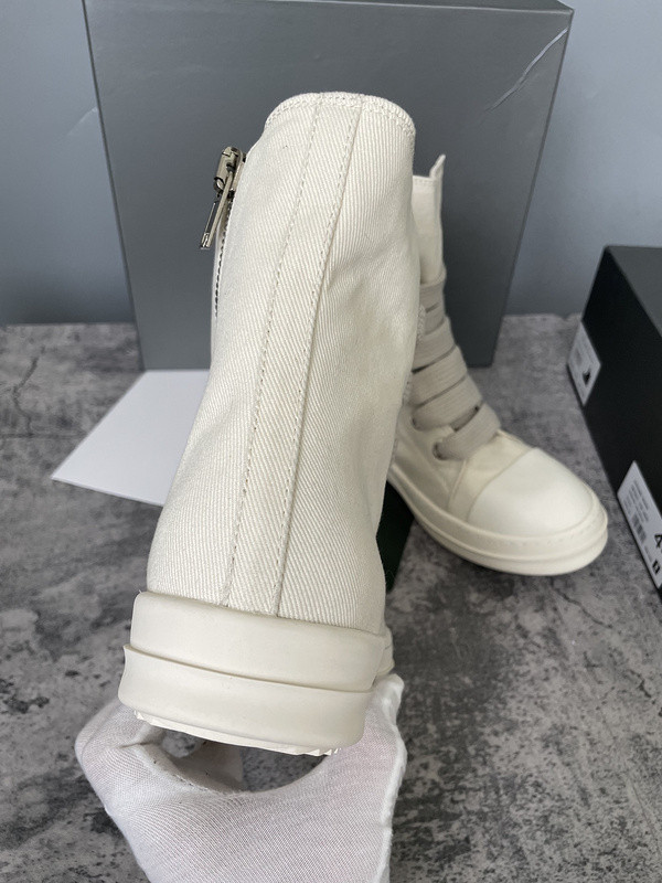 RICK 0WENS SNEAKERS