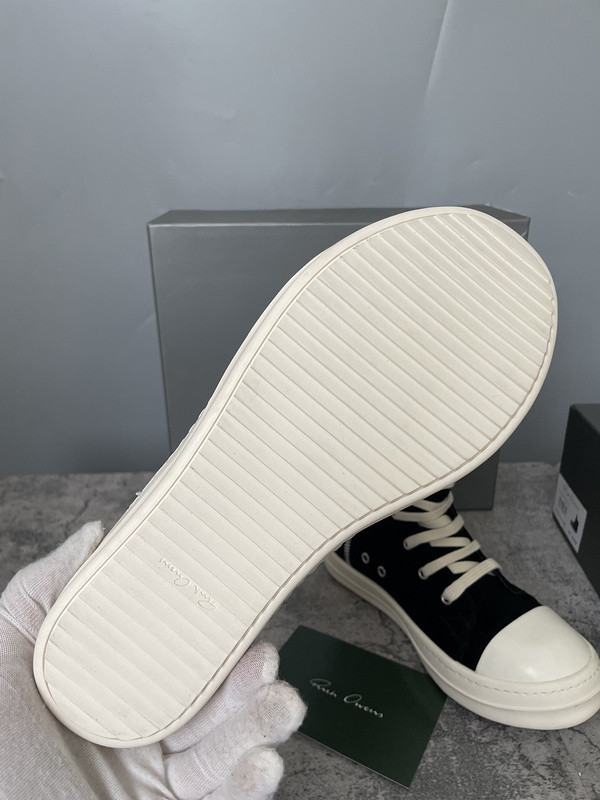 RICK 0WENS SNEAKERS(SUEDE)