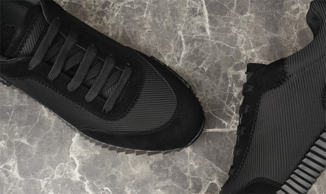 H*ER*MES SNEAKER