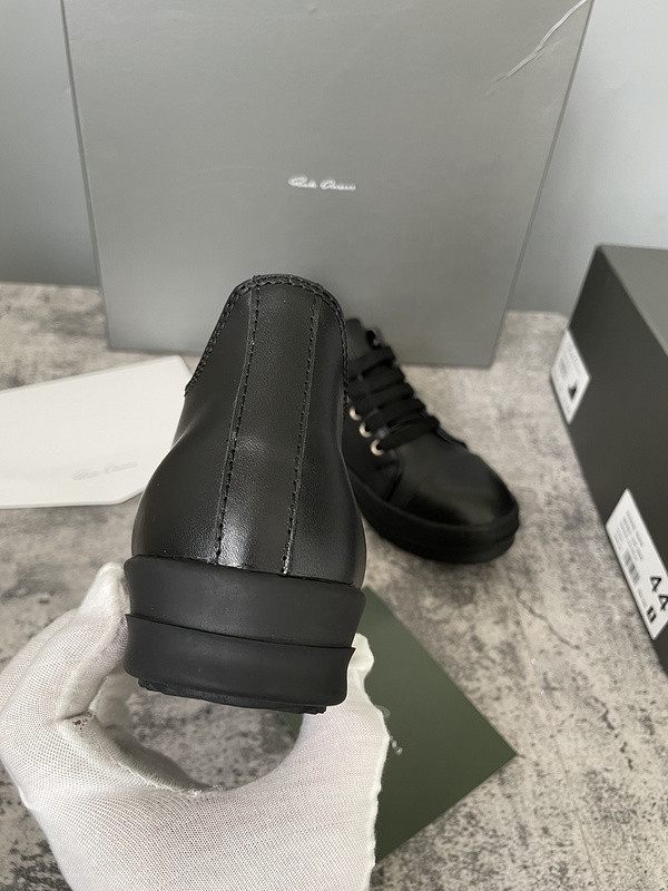RICK 0WENS SNEAKERS