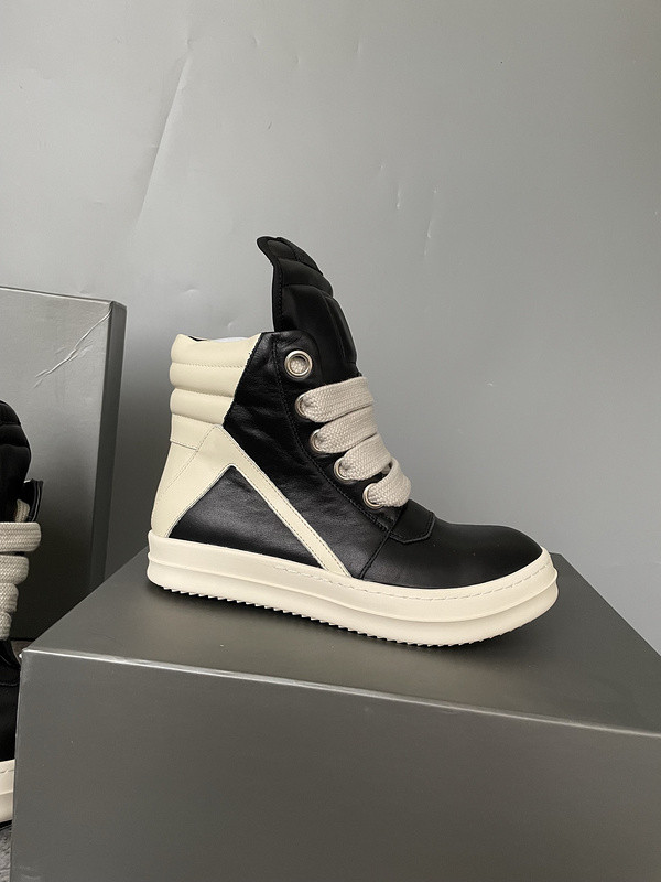 RICK 0WENS SNEAKERS