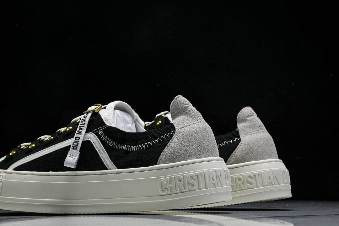 B23 OBLIQUE LOW SNEAKERS