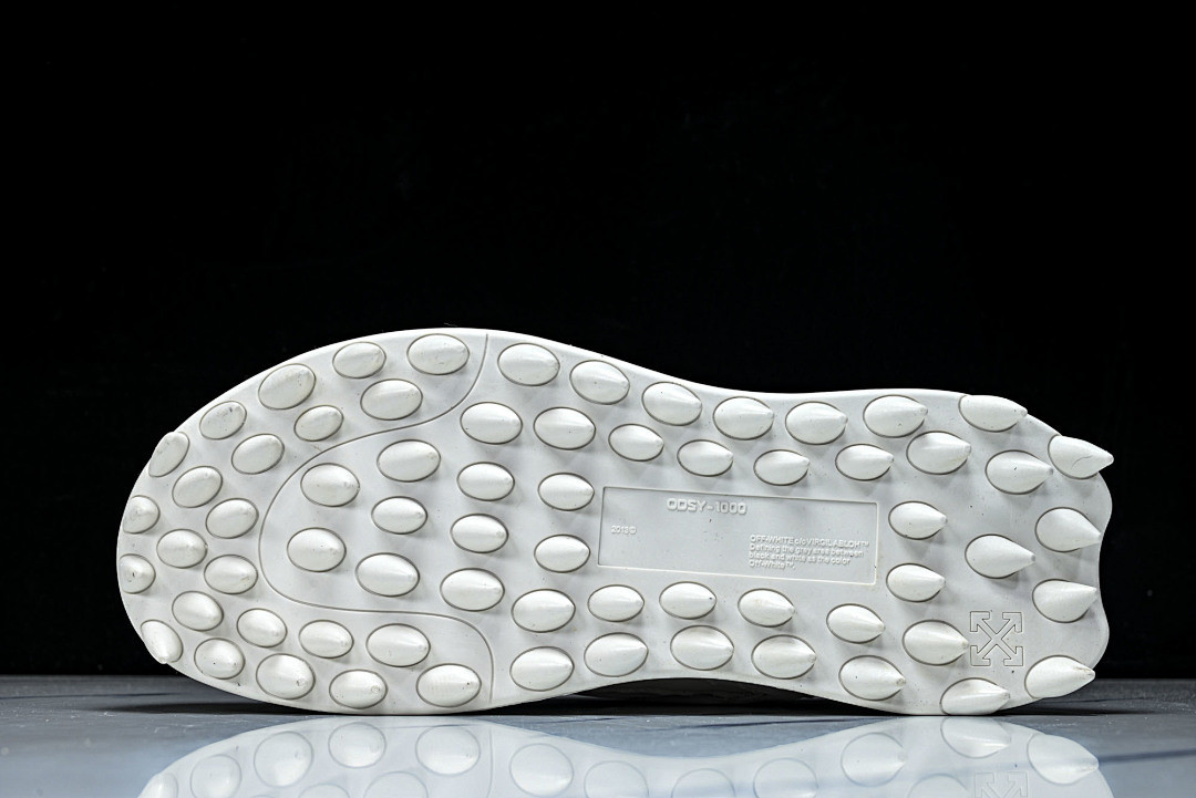 OW C/O ODSY-1000 SPORTS SHOES