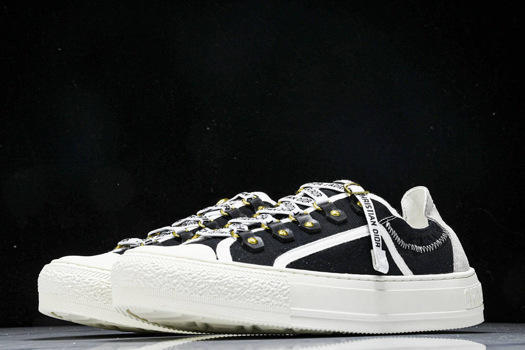 B23 OBLIQUE LOW SNEAKERS