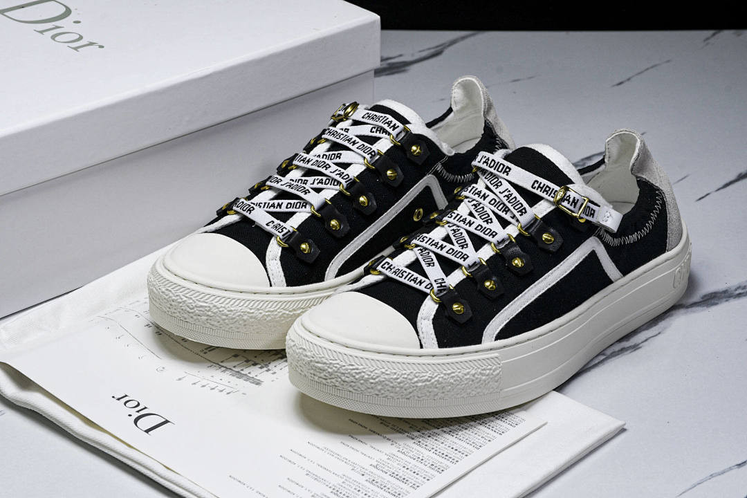 B23 OBLIQUE LOW SNEAKERS
