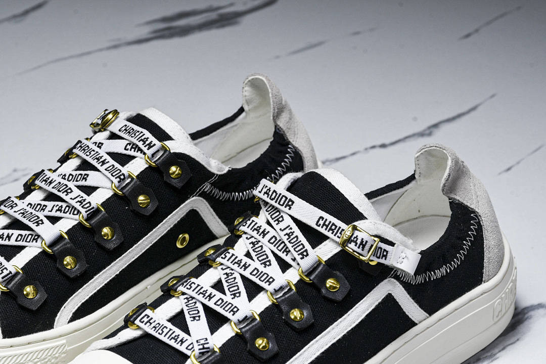 B23 OBLIQUE LOW SNEAKERS