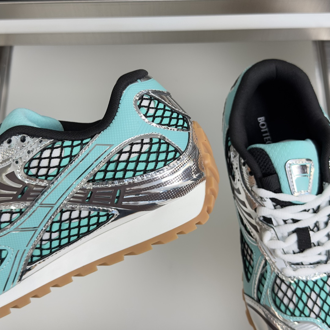 B0tt*ga Ven*ta Orbit Sneaker